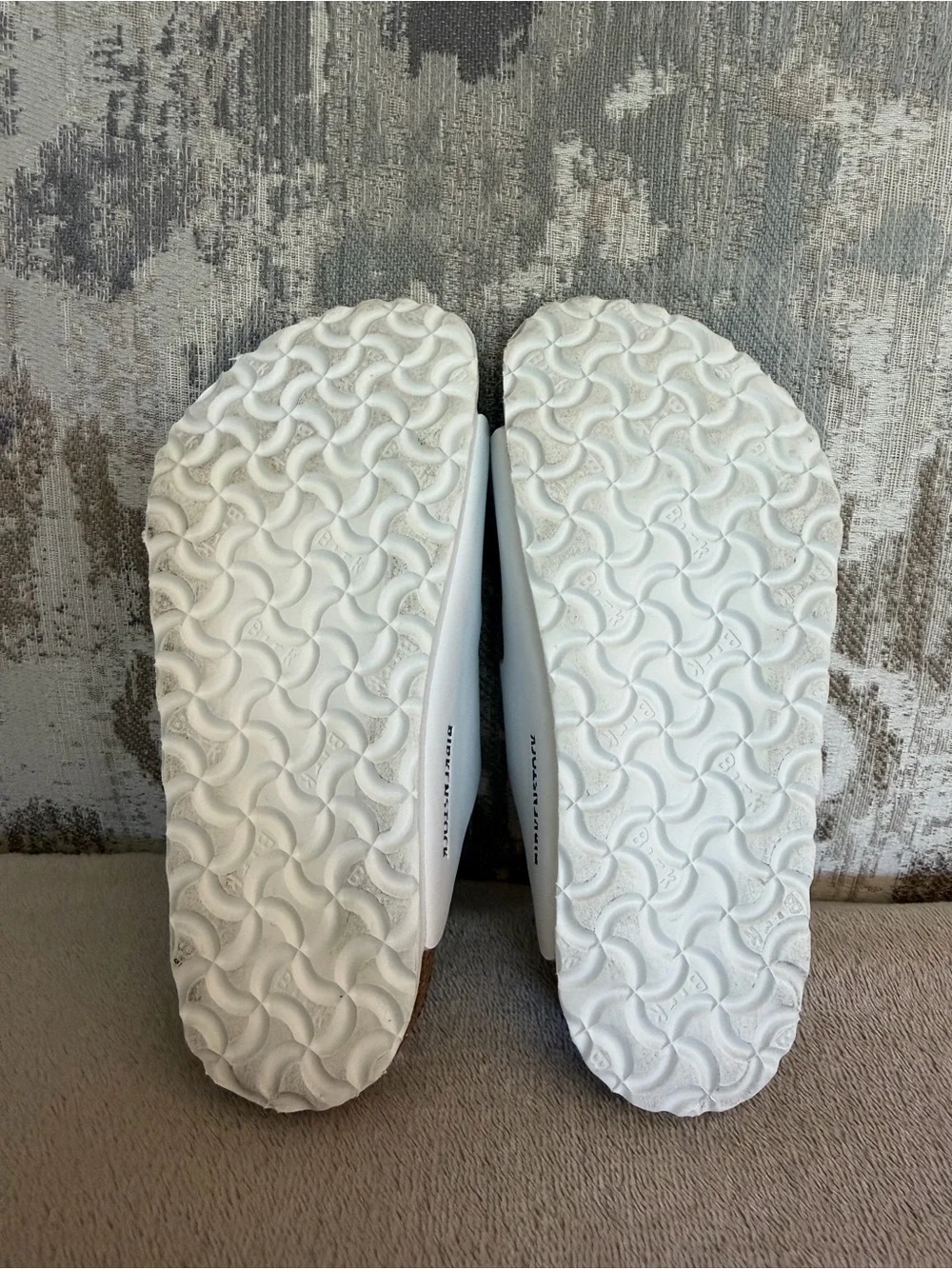 Kids Birkenstock Arizona White Slide Sandal  - US 9-9.5 Toddler (EU 27)